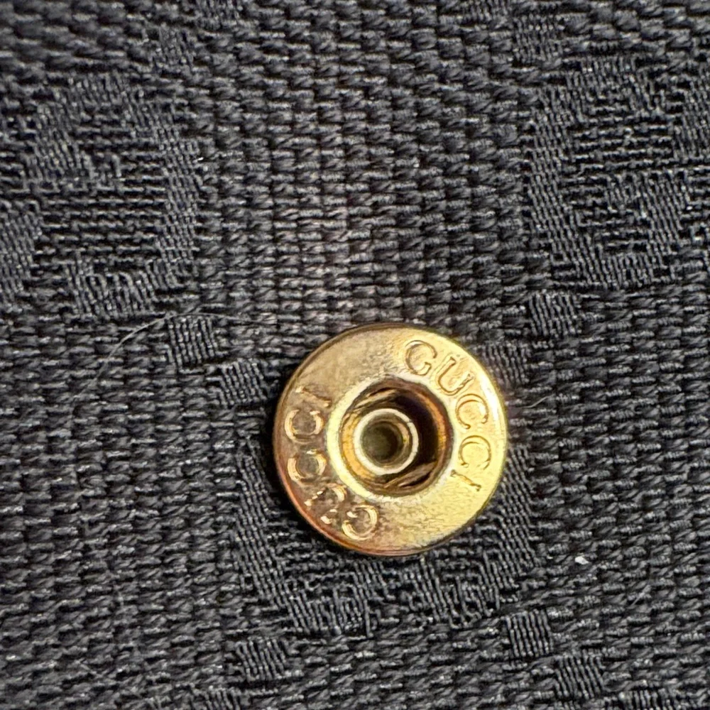 Gucci Black GG Canvas Continental Wallet with Gold Horsebit - Picture 4 of 16